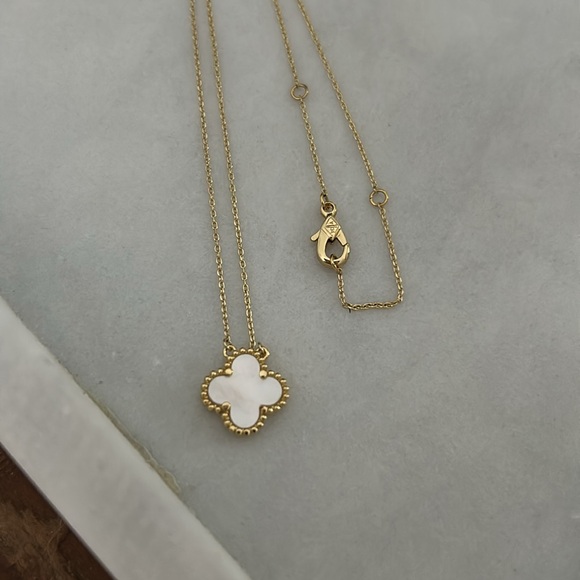 Necklace - Picture 3 of 6